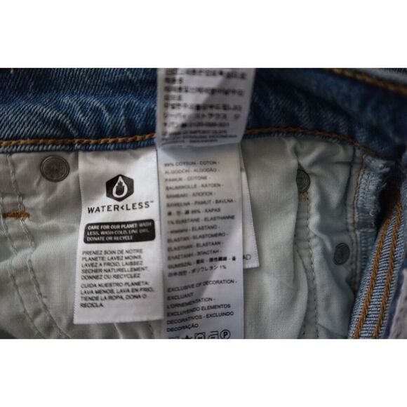 Levi's Women's Sz 29 Light Wash Wedgie Icon Fit Button-Fly Ankle Jeans - Picture 4 of 8